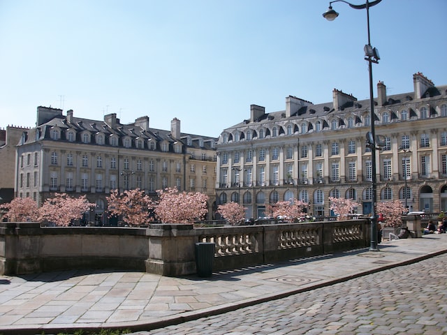 Paris-Rennes en voiture : les plus beaux arrêts de l’itinéraire