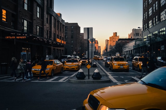 taxi_new_york transports New York
