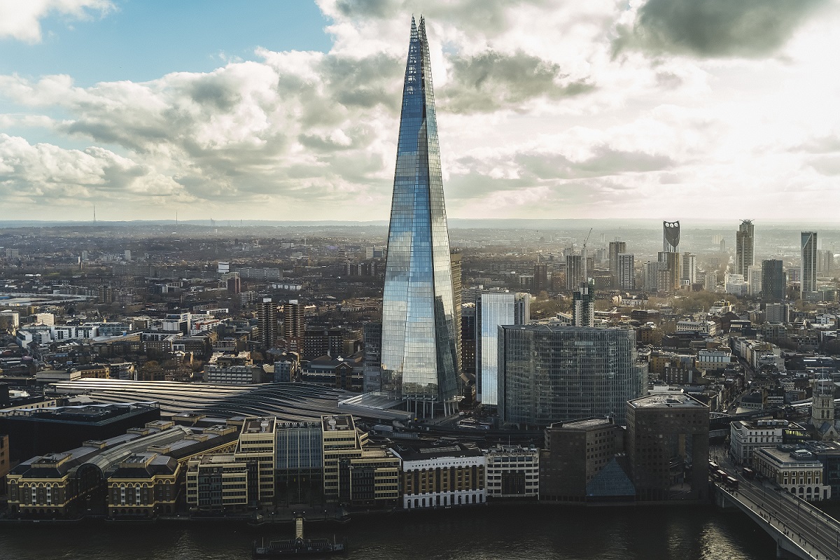 pexels-andrea-de-santis-13798926 the shard