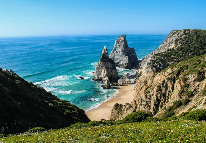 Praia da Ursa, Portugal Praia da Ursa, Portugal